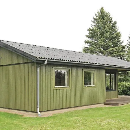 Stunning In Hyllinge With Kitchen * Kirke-Hyllinge